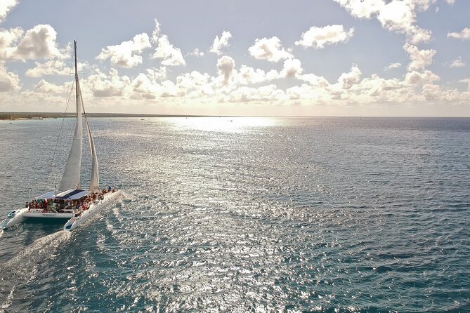Full-Day Tour to Saona Island Sailing with Lunch and Beverages - Three hours on Saona Island