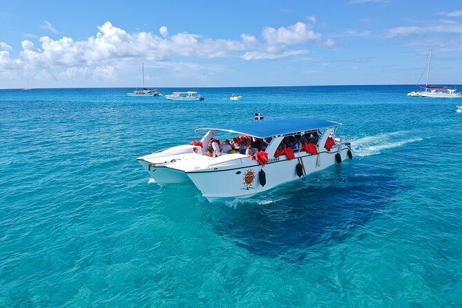 Full-Day Tour to Saona Island Sailing with Lunch and Beverages - Who should choose another Saona trip
