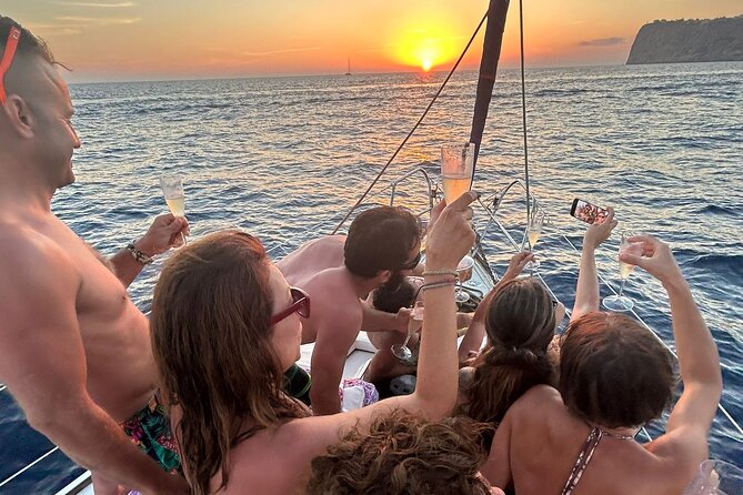 Full Day Trip Sailing Experience discovering Ibiza & Formentera - Practical preparation for the boat