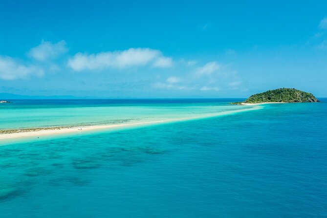 Full-Day Whitsunday Sail and Snorkel Adventure with Lunch - At a glance