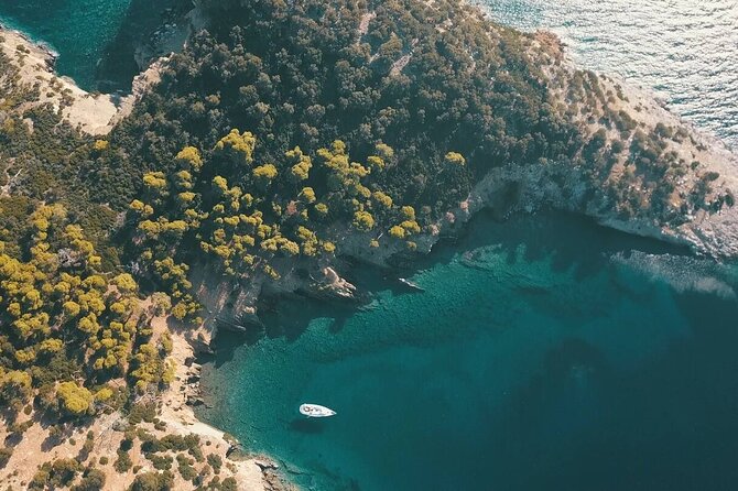Full Private Day Tour Sailing Experience in Halkidiki - Spalathronisia and the two-hour lunch choice