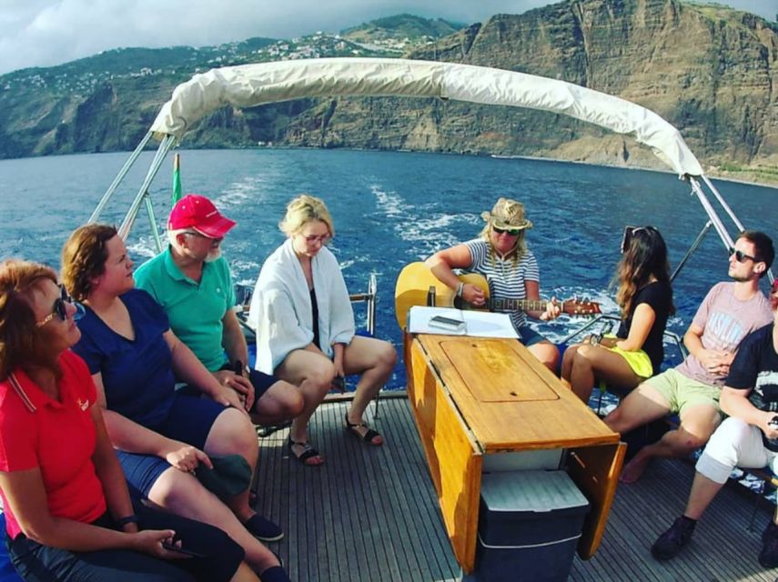 Funchal: Dolphin and Whale Watching Sailing Trip - Who will enjoy this Madeira boat trip
