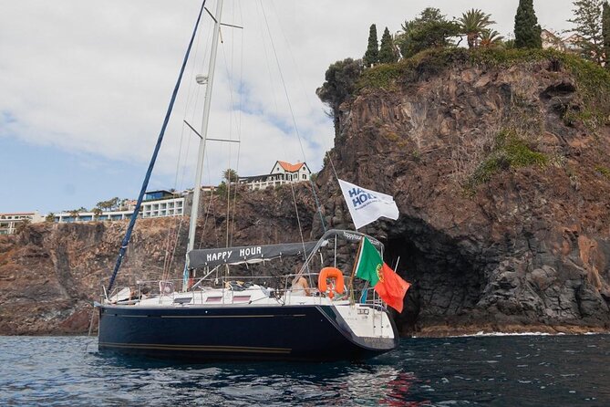 Funchal: Half and Full Day Private Sailboat Tour - Seeing Madeira from the south coast