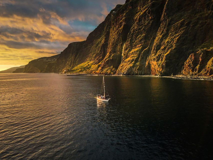 Funchal: Sunset Sailing Tour - Sunset over Madeira’s Atlantic coast