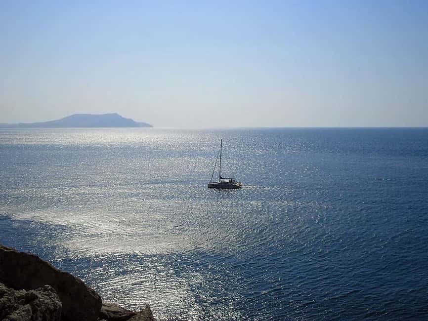 Giardini Naxos and Taormina sailing tour - Setting out from Giardini Naxos with Mount Etna in view