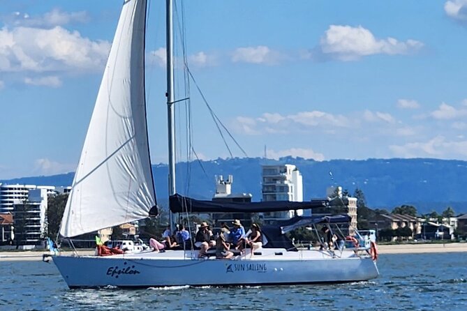 Gold Coast 2 hr Sailing Cruise with Drinks & Tasting Plate - South Stradbroke Island and Wave Break Island