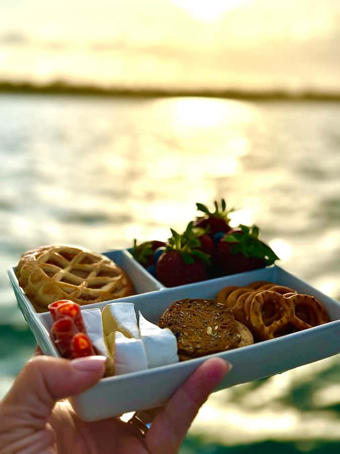 Gold Coast: Sunset Sailing Cruise incl food & drinks - Who will enjoy this cruise most
