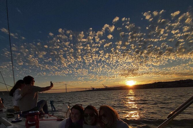 Golden Hour Boat Tour - Sailing by the Monuments with Wine - The outer turn toward Bugio and Belém Tower