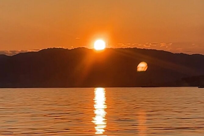 Golf Juan Sunset Sailing Cruise with aperitif at the Island - Sailing past Cannes, Antibes, and the Lérins Islands