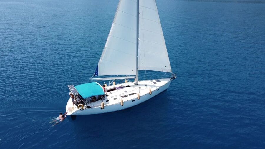Gouvia: Corfu Island Sailing Trip with Snack and Soft Drinks - Leaving Gouvia for Corfu’s northeast coast