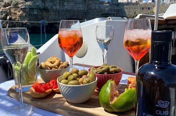 Group tour by sailing boat in Polignano a Mare - Weather, cancellations, and planning your day