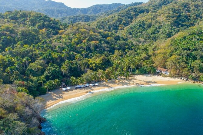 Half Day Private Sailing Cruise Puerto Vallarta with Snorkeling - Crew service is one of the strongest reasons to book