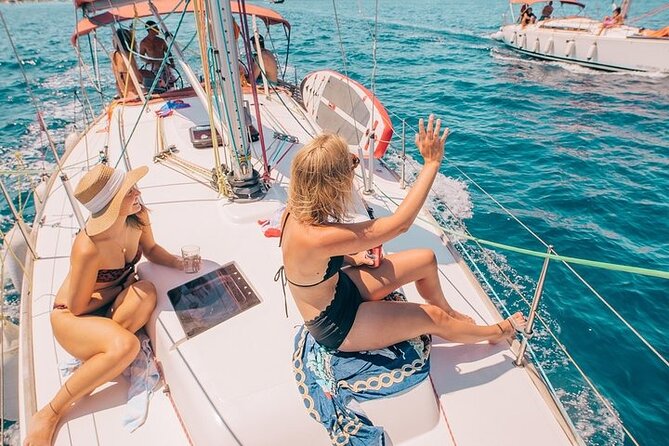 Half Day Sailing on a comfort yacht around Hvar and Pakleni islands- small group - First Pakleni Islands stop: time to swim