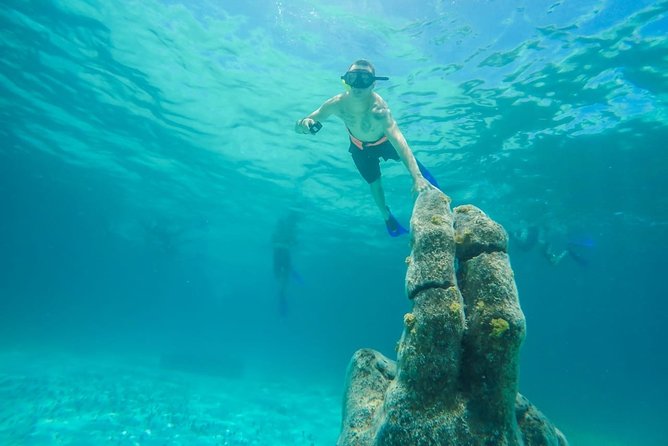 Half Day Sailing Private Catamaran to Isla Mujeres - What the $875 price really covers
