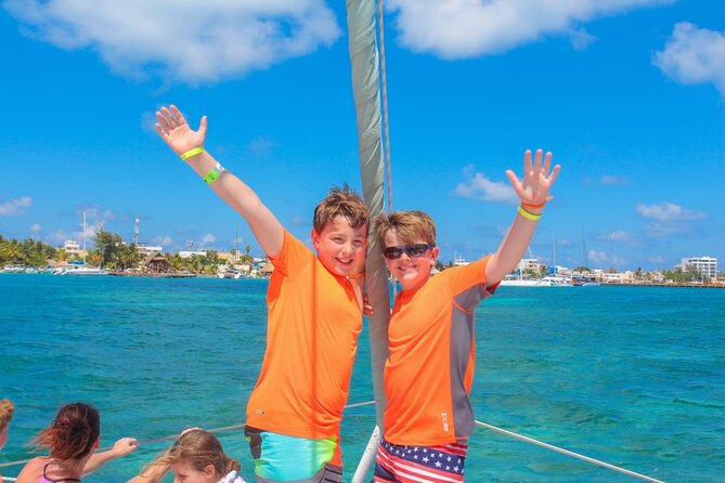 Half Day Sailing Private Catamaran to Isla Mujeres - Who will get the most from this sailing