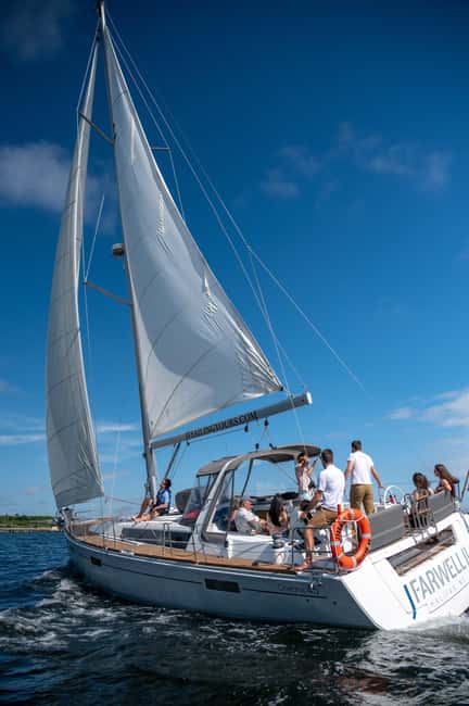 Halifax: Sunset Wine and Cheese Sailboat Cruise - Who will enjoy this cruise most
