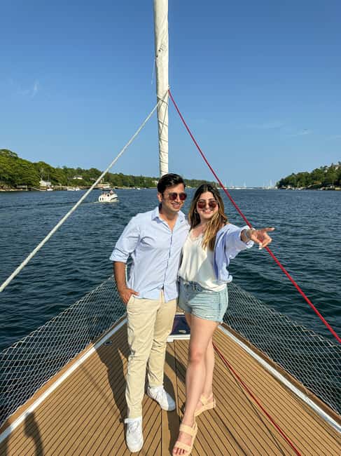 Halifax: Sunset Wine and Cheese Sailboat Cruise - Four Nova Scotia wines with a local cheese board