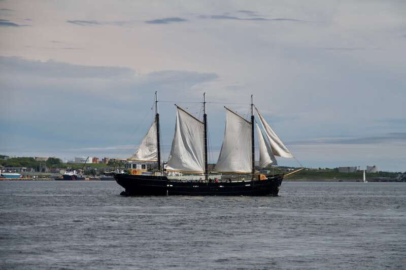 Halifax: Tall Ship Harbor Sailing Cruise with Live Music - Boarding the Silva at Cable Wharf