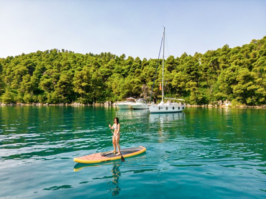 Halkidiki: Private Sailing Yacht Cruise Swim in Blue Waters - A Seaside Lunch at Panos Fish Tavern