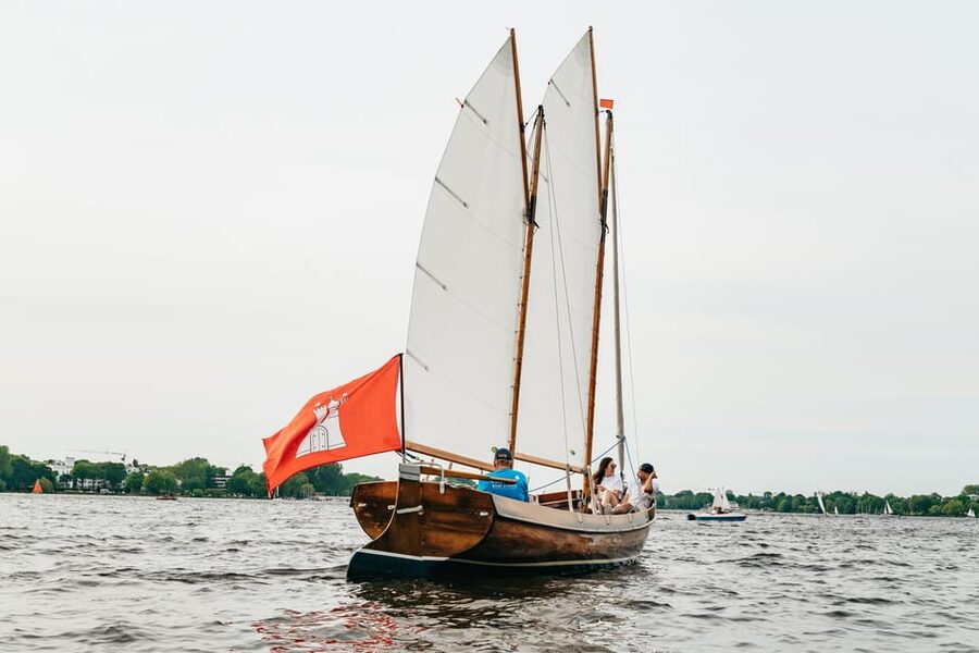 Hamburg: Alster River Sailing Tour on a 2-Masted Sailboat - Key points to know before you sail