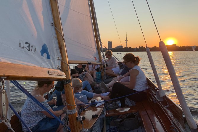 Hamburg Small-Group Sunset Sailing Cruise on Lake Alster - The included drink and the real value of $46.56