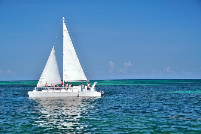 Happy Hour Sailing Cruise from Punta Cana - How the group size changes the experience