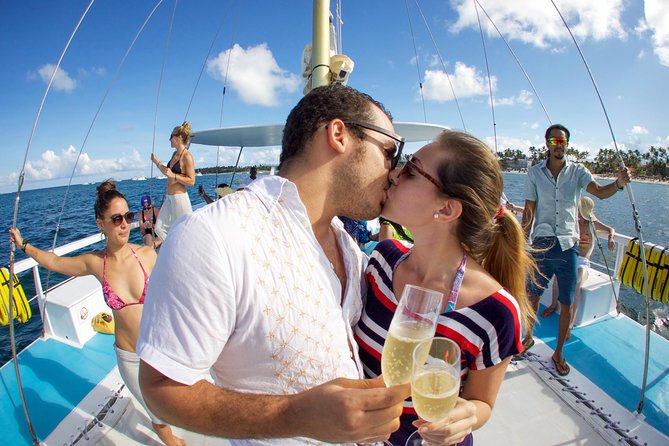 Happy Hour Sailing Cruise from Punta Cana - What the $85 price includes