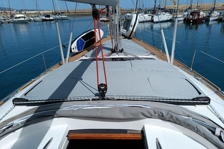 Heraklion: Dia Island Luxury Sailing Trip with Meal & Drinks - The main drawback: the sea is in charge