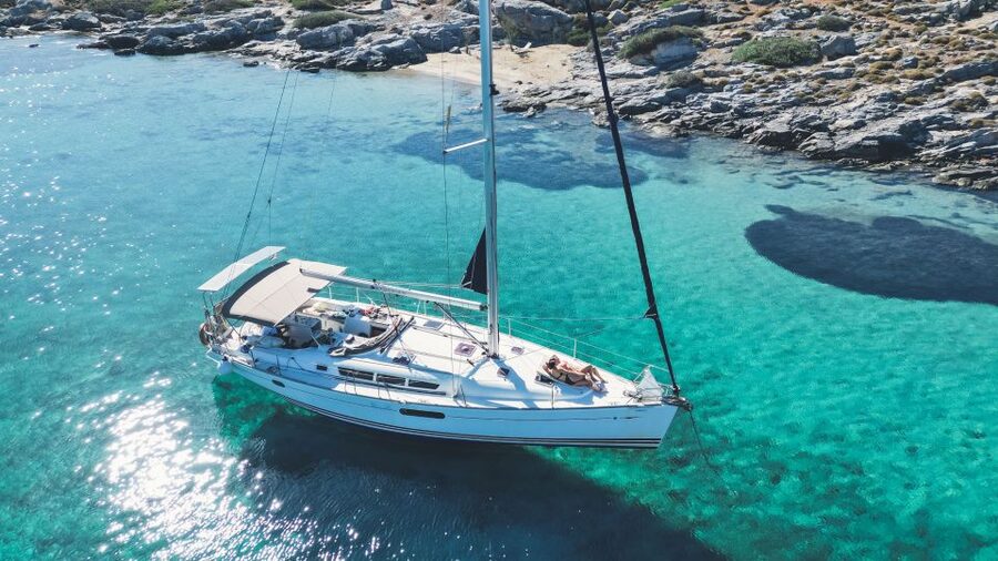 Heraklion: Dia Island Private Sailing Cruise with Full Meal - Sailing out of Heraklion past Koules Fortress