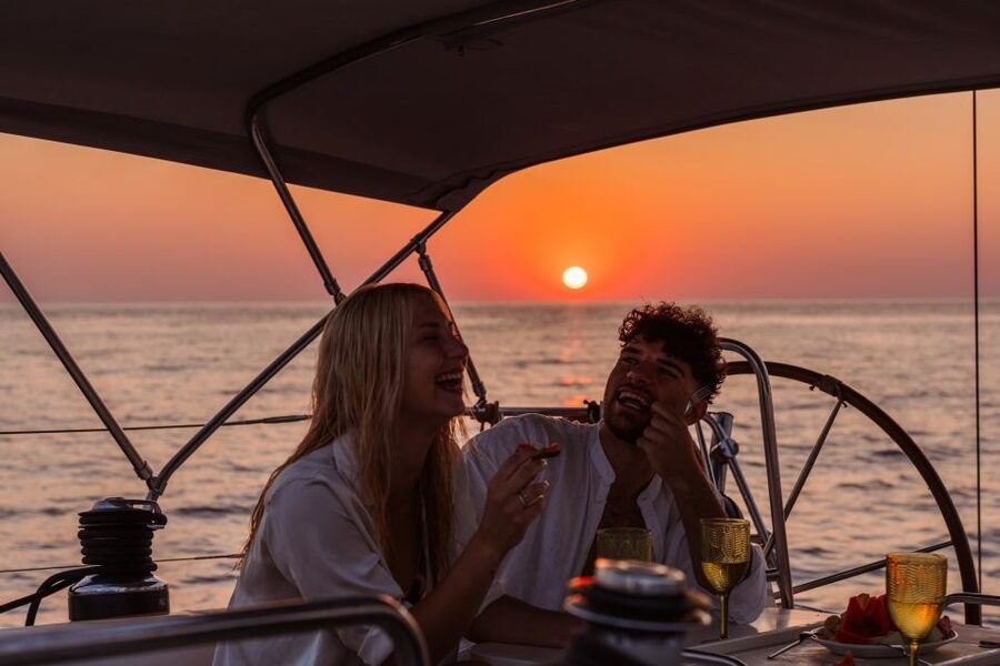 Heraklion: Dia Island Sailing Cruise with Snorkeling - Should you book the full day or half day?