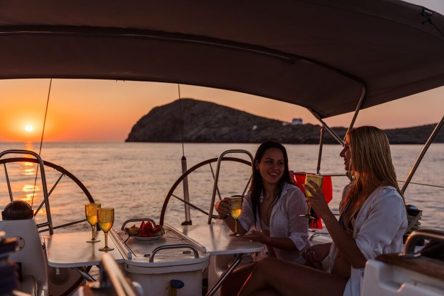 Heraklion: Dia Island Sailing Cruise with Snorkeling - Food, drinks, and the practical value of $82