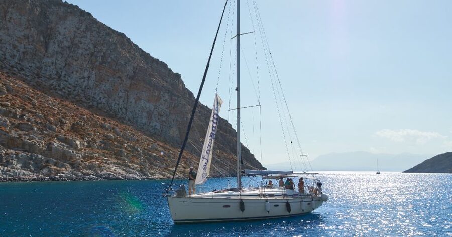 Heraklion: Dia Island Sailing Cruise with Snorkeling - Transfers, meeting point, and what to pack
