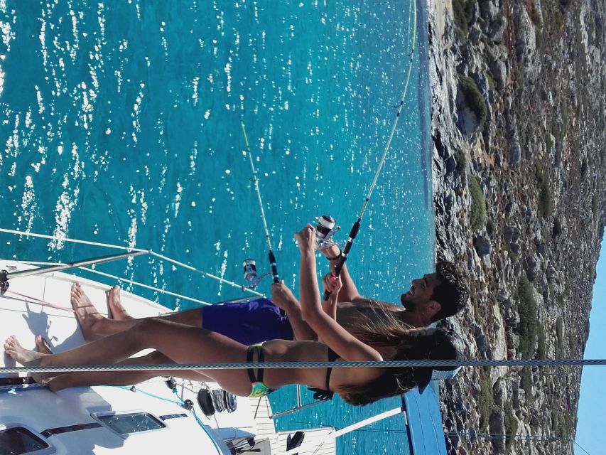Heraklion: Sailboat Cruise to Dia Island with Drinks & Lunch - Who will enjoy this most?