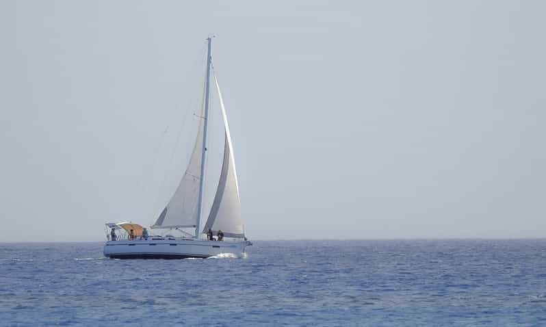 Heraklion: Sailing Cruise to Dia Island with Drinks and Meal - Snorkeling, paddleboarding, and time on deck