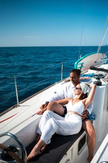 Heraklion: Sailing Trip to Dia Island with Lunch & Swimming - Why this Dia Island cruise feels different