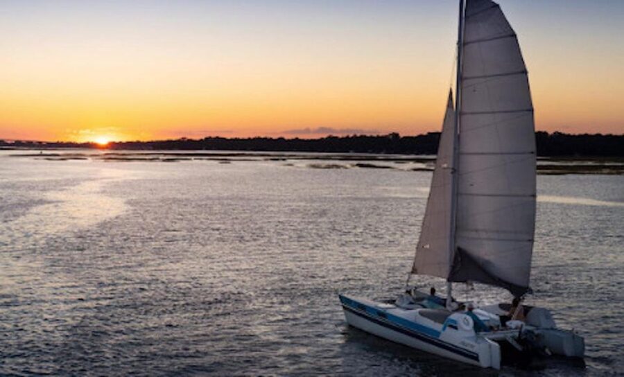 Hilton Head: Private Dolphin Day or Sunset Catamaran Sail - What the private format adds