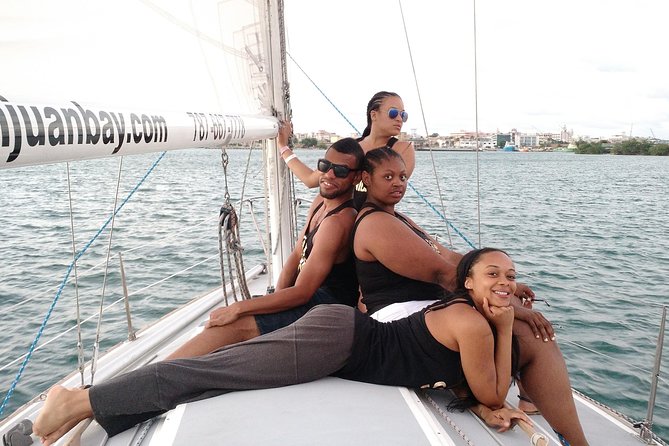Historical San Juan Bay Sunset Sailing Tour - The meeting point requires discipline