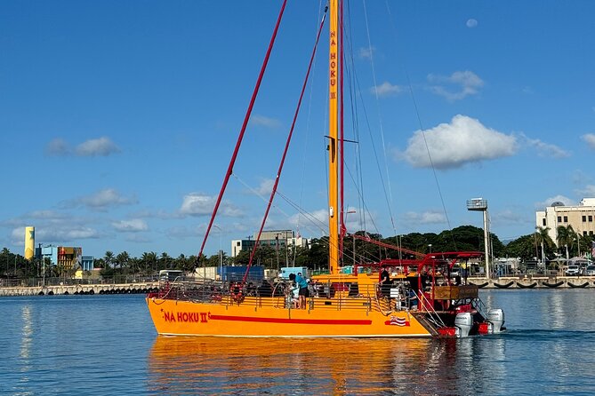 Honolulu Sunset Sail from Kewalo Harbor Including Drinks - The crew makes the difference