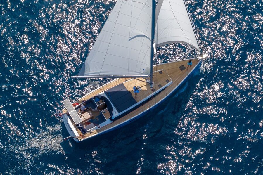 Hydra Sailing Experience Palermo - Leaving Palermo aboard the Hydra yacht