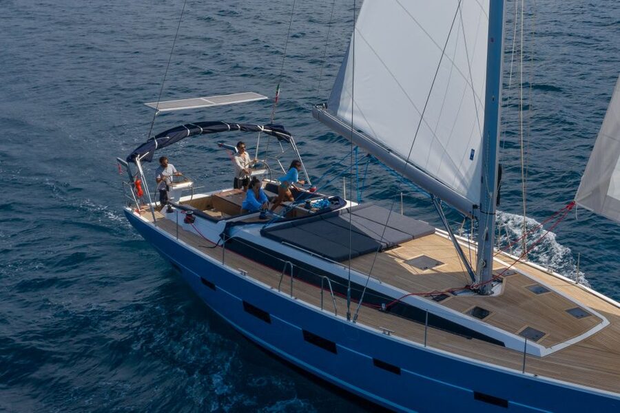 Hydra Sailing Experience Palermo - One hour at Mondello for swimming and an aperitif