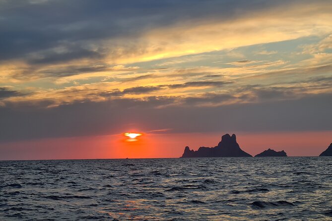 Ibiza & Formentera Private Deluxe Sailing: Full Day - The return to Cala Jondal