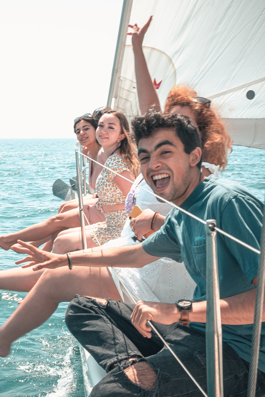 Ibiza: Midday or Sunset Sailing with Snacks and Open Bar - Morning, midday, or sunset?
