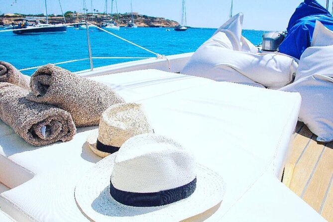 Ibiza: Private Sailboat with Tapas, Open Bar & Music - Tapas, brunch, and the open bar