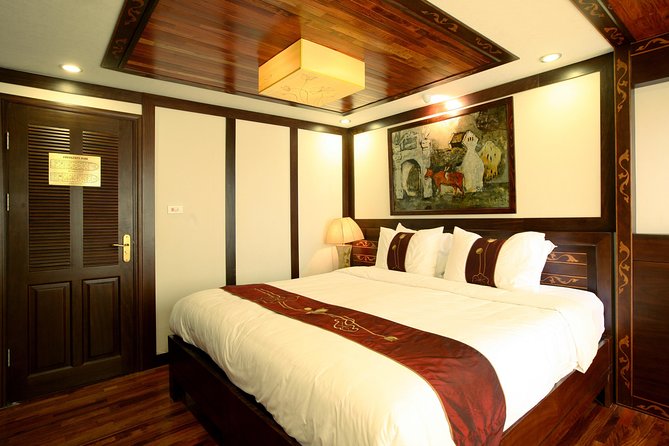 Indochina Sails Halong Bay - A one-night cruise through Ha Long Bay