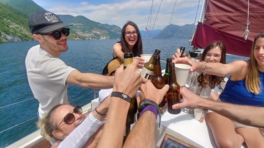 Iseo Lake: tours on a historic sailboat - Key points to know before booking