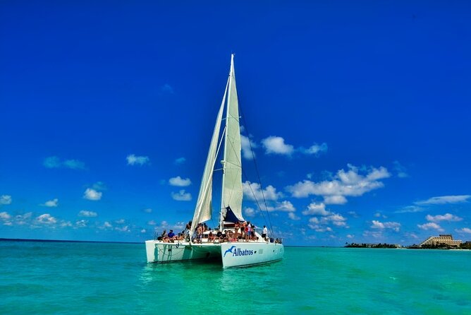 Isla Mujeres Catamaran Sailing Experience with Lunch & Open Bar - The return sail and possible spinnaker moment