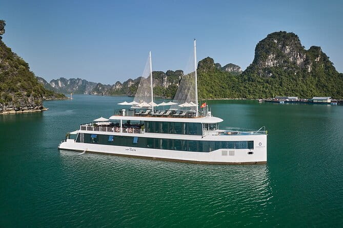 JADE SAILS Best Luxury Day Cruise Visit Ha Long Bay & Lan Ha Bay - Cooking demonstration, Jacuzzi time, and sunset