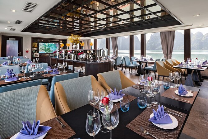 Jade Sails Luxury Halong Bay & Lan Ha Bay 1 Day Cruise from Hanoi - Lunch with Vietnamese fusion cooking