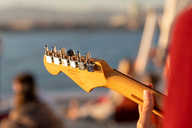Jazz and Chill Out Sailing in Barcelona - Live jazz, cool music, and a relaxed mood