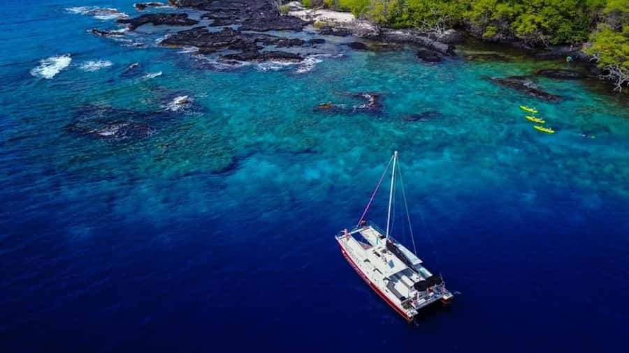 Kailua-Kona: Kealakekua Bay Snorkel and Sail with Lunch - From Kailua-Kona to the open coast